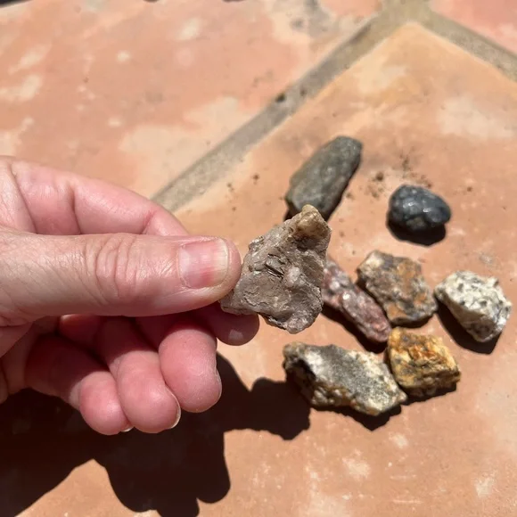 Eight Rocks - Picture 10 of 14